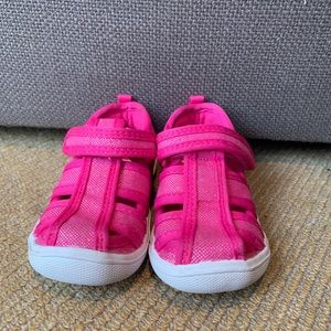 Stride Rite Memory Foam Pink Sandals 6.5 Kids